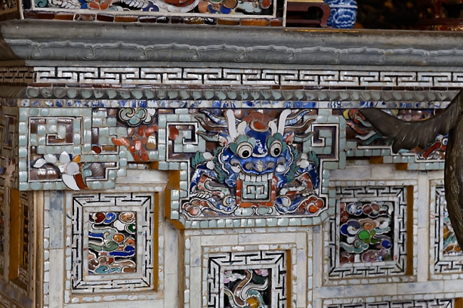 Hué-Tombeau de Khaï Dinh-045